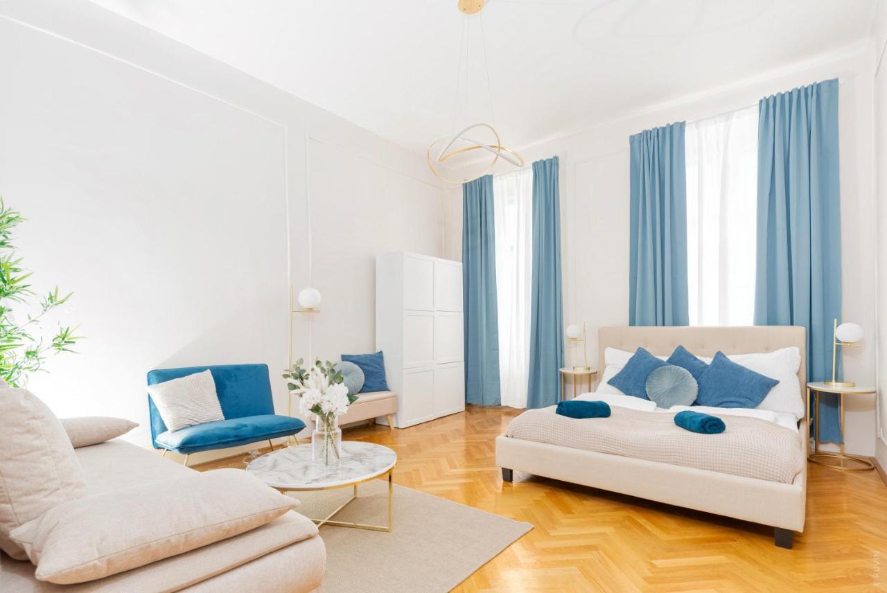 Spacious And Near Metro I Close To Parks I Akh Apartman Bécs Kültér fotó