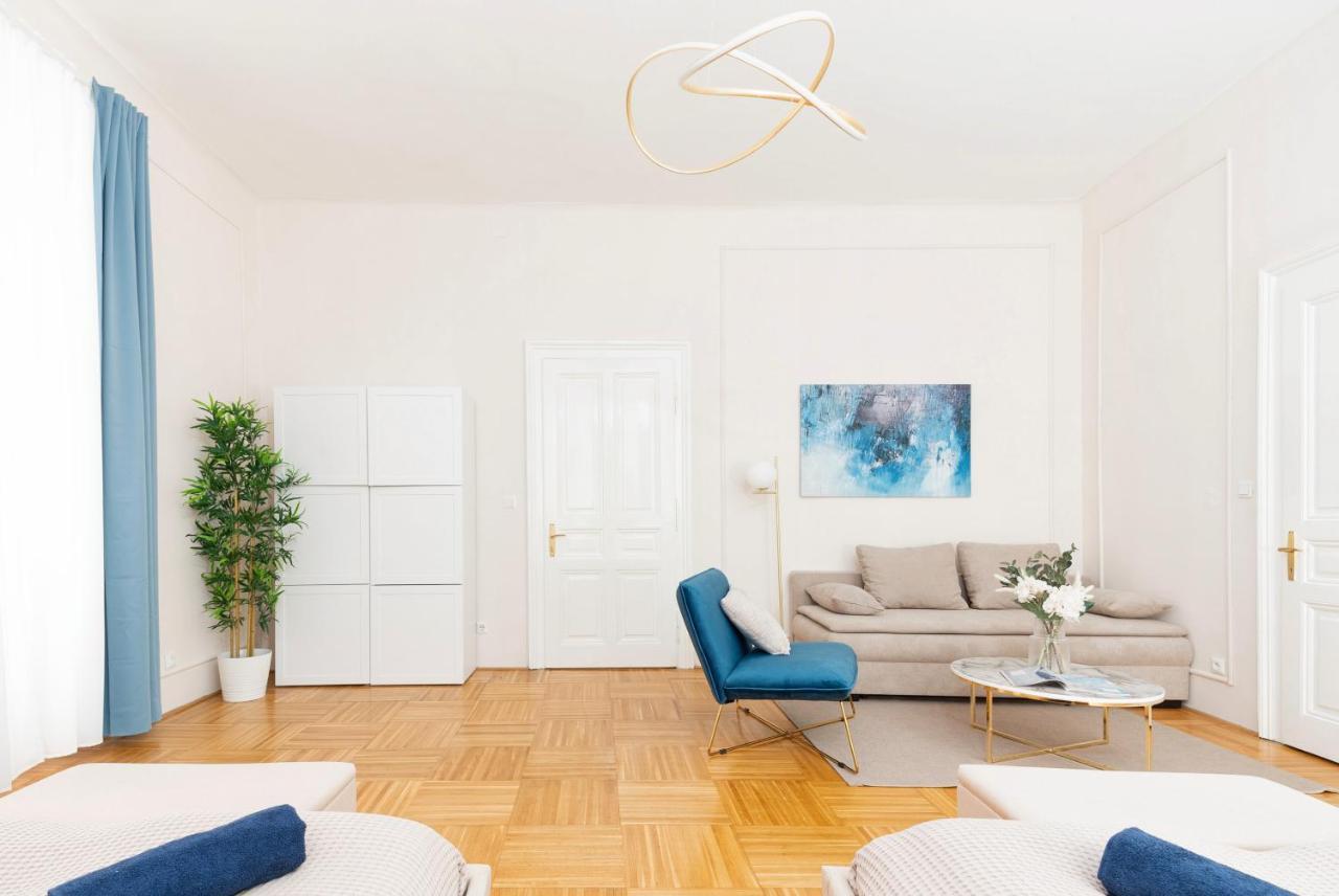 Spacious And Near Metro I Close To Parks I Akh Apartman Bécs Kültér fotó