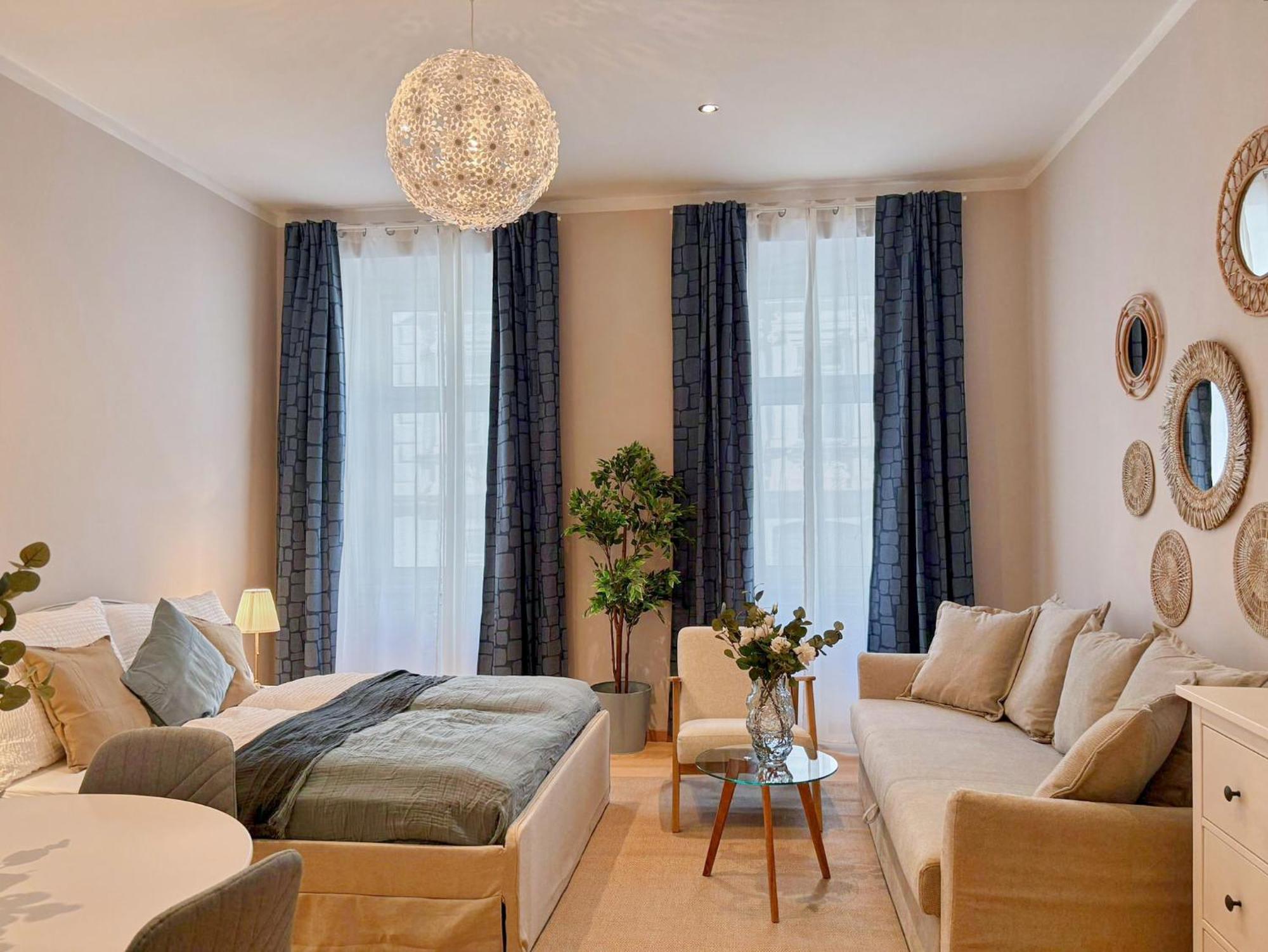Spacious And Near Metro I Close To Parks I Akh Apartman Bécs Kültér fotó
