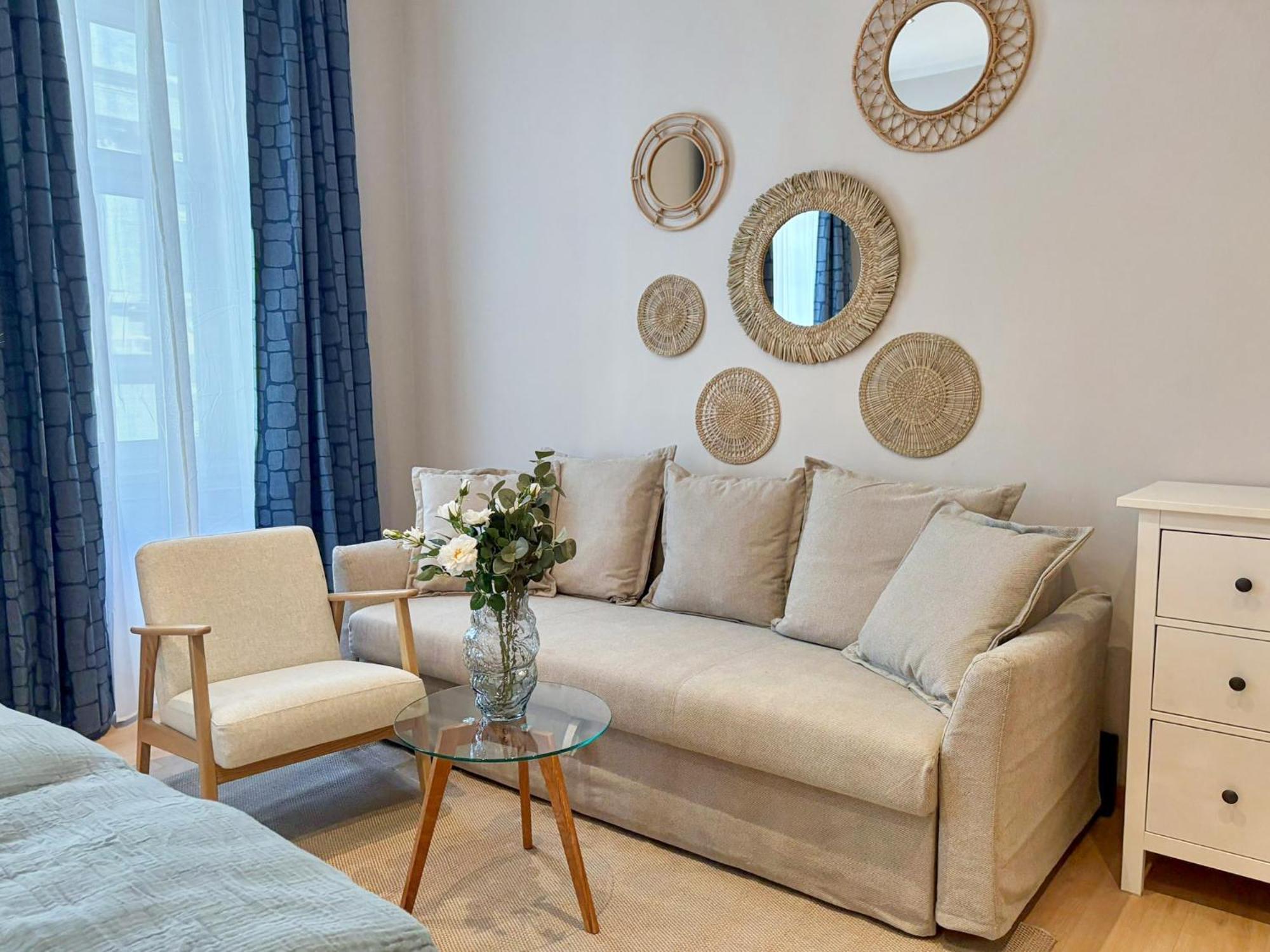 Spacious And Near Metro I Close To Parks I Akh Apartman Bécs Kültér fotó