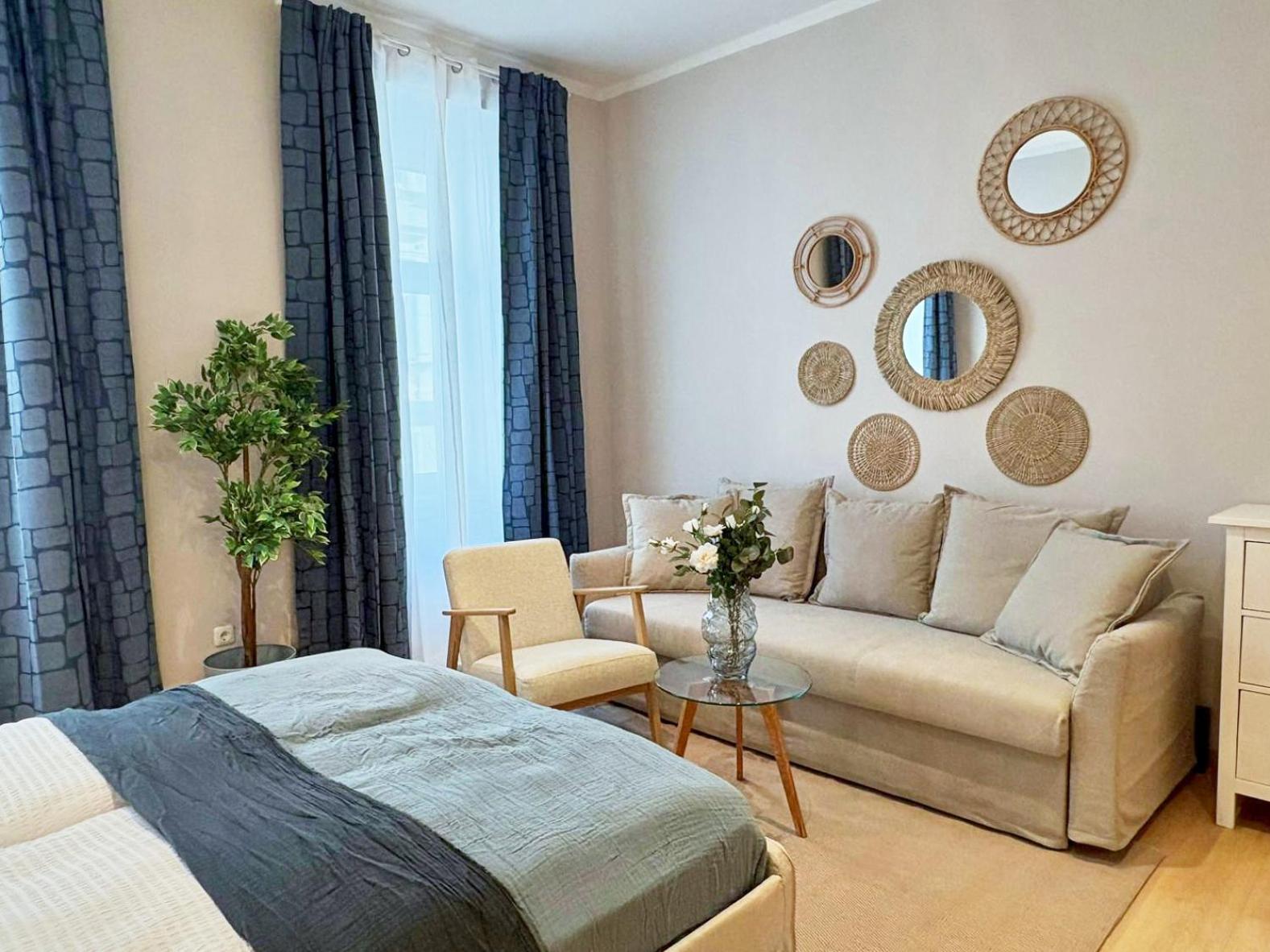 Spacious And Near Metro I Close To Parks I Akh Apartman Bécs Kültér fotó